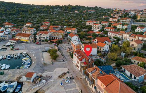 Nice Home In Kaprije With Jacuzzi, Wifi And 4 Bedrooms