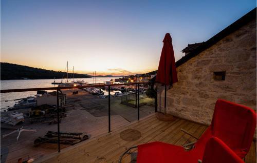Nice Home In Kaprije With Jacuzzi, Wifi And 4 Bedrooms