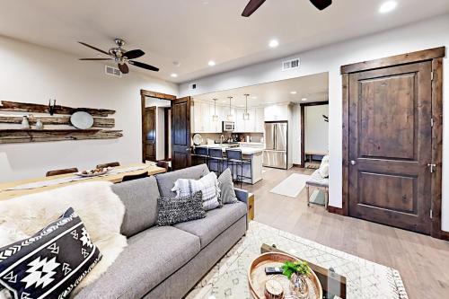 Blackstone Haven 1b