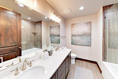 Blackstone Haven 1b