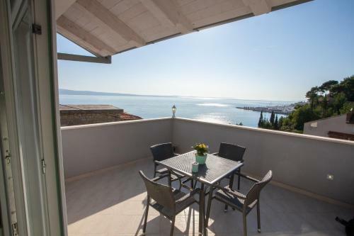 Luxury Sea View Apartment