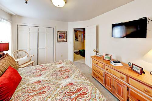 Park Ave Manor 3b