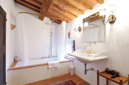 Agroturismo Castello Di Potentino