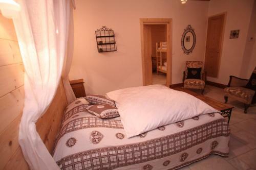 Bed & Breakfast La Tour Du Coq Dor�