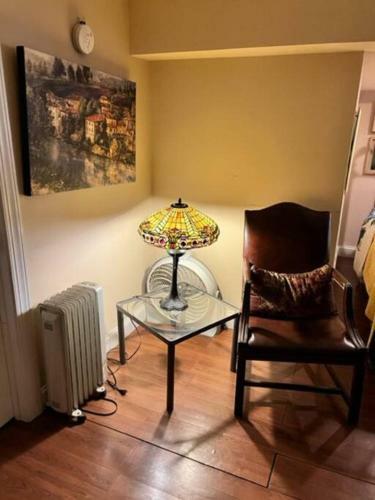 Charming 1-bedroom Apartment Close To Dc