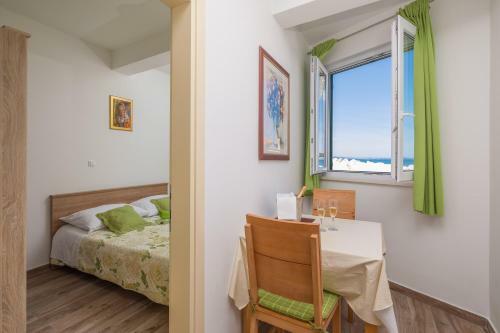 Apartamentos The Beach Suites