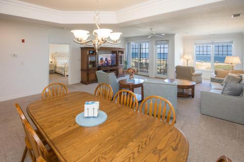 The Sandbridge Dunes - Dreamery 212