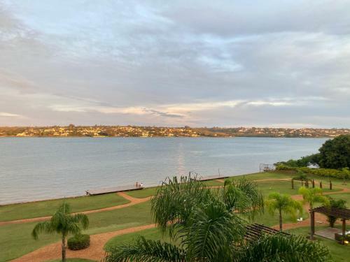 Brisas Do Lago - Apartamento 8