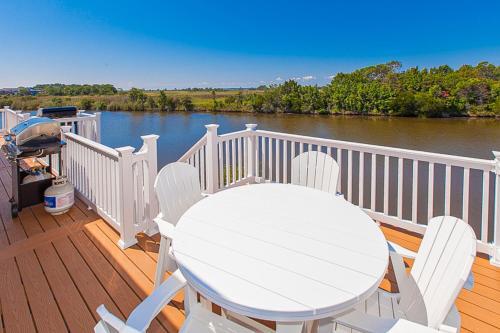 Summer Baycation