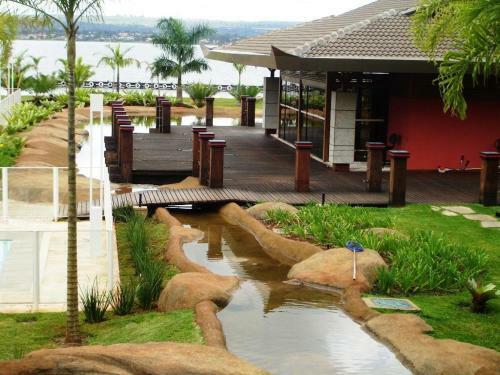 Apartamento Flat � Beira Lago