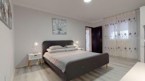 Apartamento Beachfront Villa Mihovil - With Private Pool