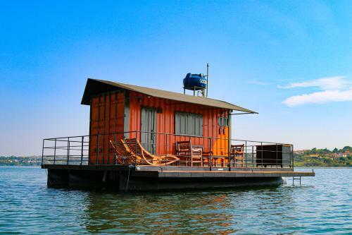 House Boat "faroeste Caboclo"