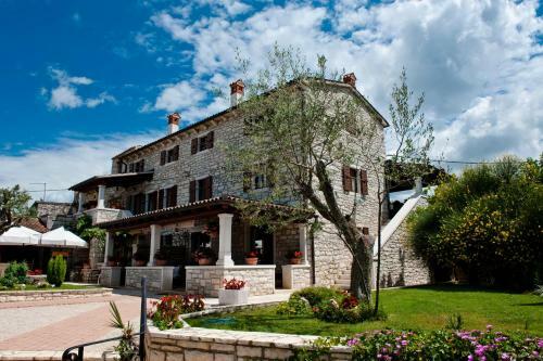 Casa Rustica Dva Baladura B&B