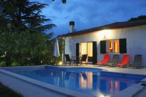 Villa Mate