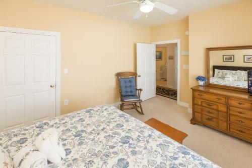 The Sandbridge Dunes - Serenity 206