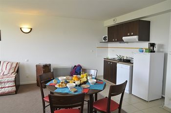 Aparthotel Appart'city Pau Idron