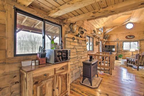 Charming Ferryville Cabin With Fire Pit And Grill