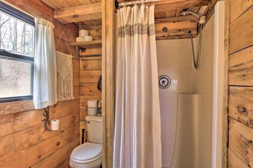Charming Ferryville Cabin With Fire Pit And Grill