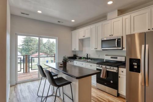 Apartamento Modern Charming Main Street Stay