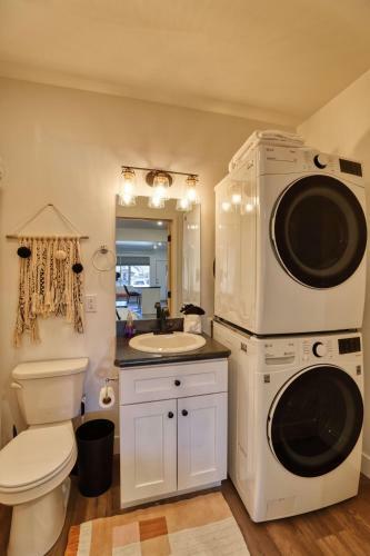 Apartamento Cozy Charming Main Street Studio