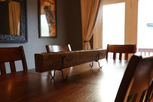 Cozy Downtown Dwelling