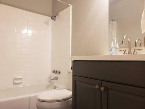 Spacious Home Near World Class Ski Resorts!