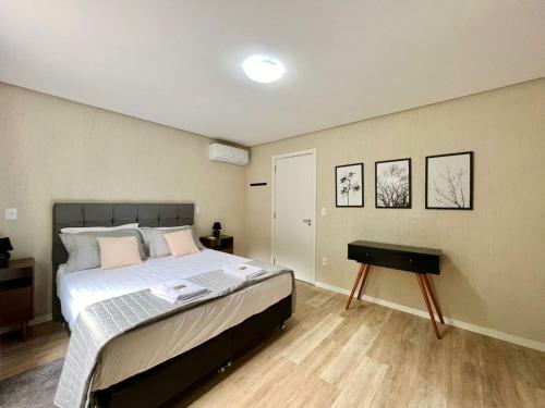 Linda Casa 2 Su�tes E 2 Dormit�rios Em Condom�nio - 10 Pessoas