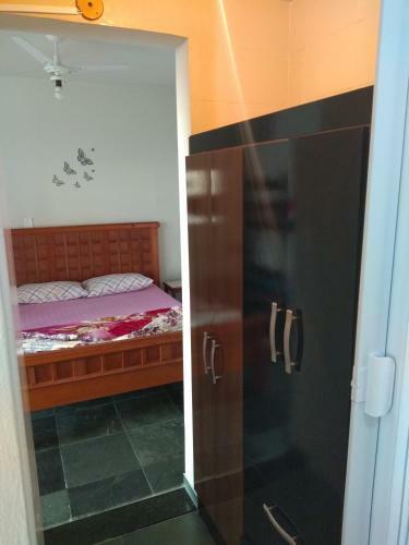 Su�te Com Cozinha Independente Em Apartamento