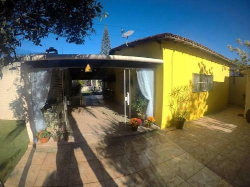 Casa Com Piscina E Mini Campo De Futebol Em Cabo Frio