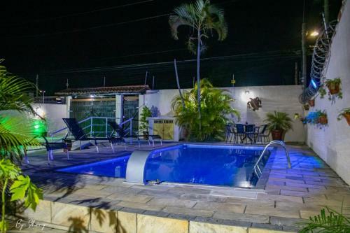 Casa Com Piscina E Mini Campo De Futebol Em Cabo Frio