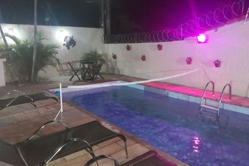 Casa Com Piscina E Mini Campo De Futebol Em Cabo Frio