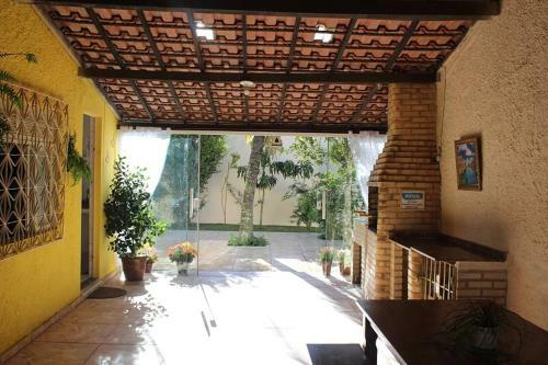 Casa Com Piscina E Mini Campo De Futebol Em Cabo Frio