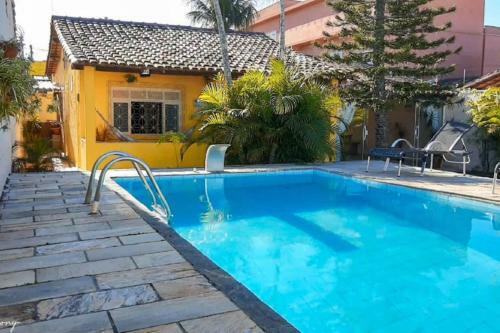 Casa Com Piscina E Mini Campo De Futebol Em Cabo Frio