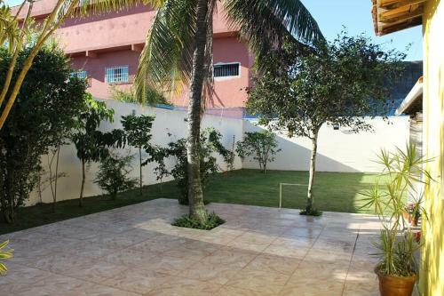 Casa Com Piscina E Mini Campo De Futebol Em Cabo Frio