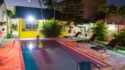 Casa Com Piscina E Mini Campo De Futebol Em Cabo Frio