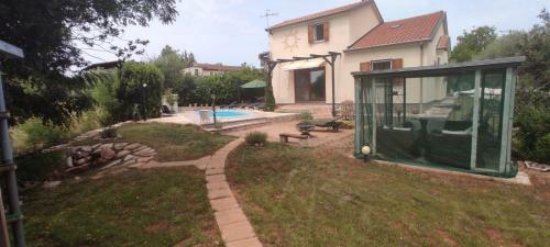 Villa Acquila