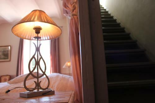 Bed & Breakfast Chambres D'h�tes Ch�teau Le Bou�s
