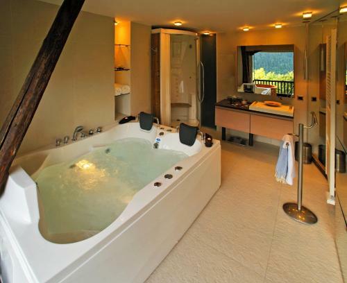 Bed & Breakfast Le Chalet Spa Des Hameaux