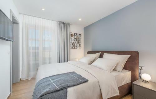 Villa Vistra, Brand New Luxury Villa With Poolbar