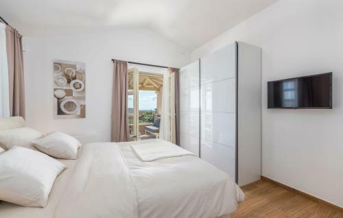 Villa Vistra, Brand New Luxury Villa With Poolbar