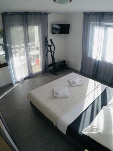 Apartments Lopac Jadranovo