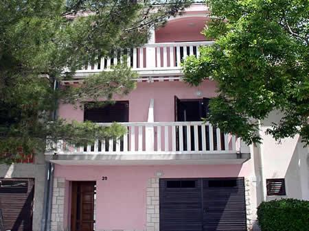Hostal Apartmani Dea Jadranovo