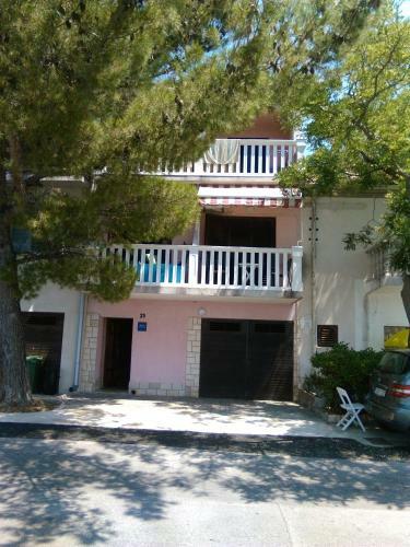 Hostal Apartmani Dea Jadranovo