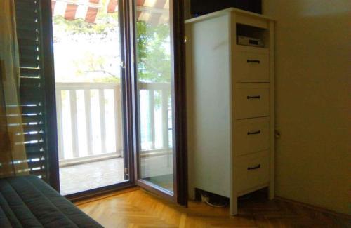 Apartments In Jadranovo 41877