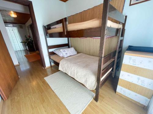 Apartment In Jadranovo 42255