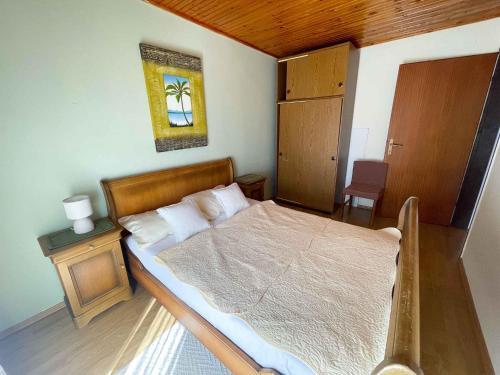 Apartment In Jadranovo 42255