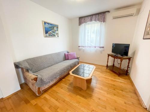 Apartman Kne?evi?