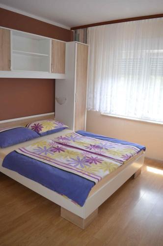 Apartments In Jadranovo 41880