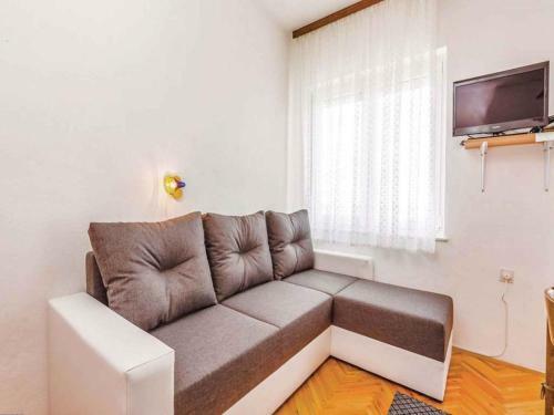 Apartments In Jadranovo 41869