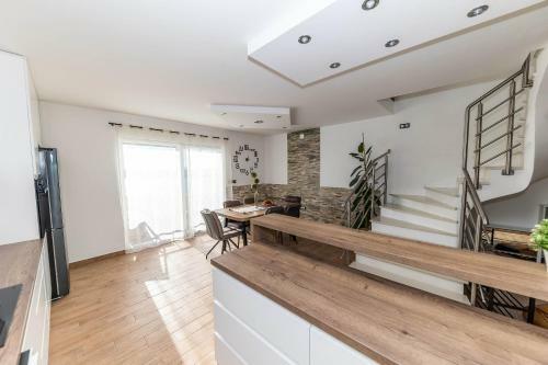 Deluxe Apartment Stunning View